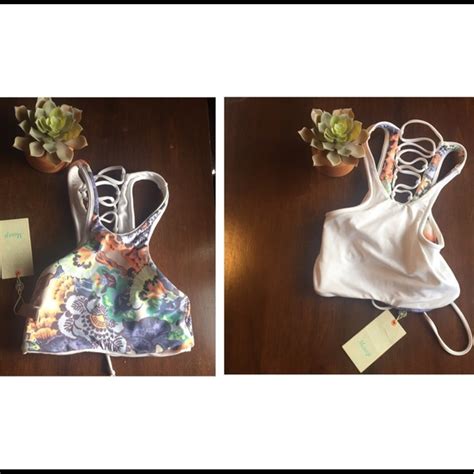 Maaji Swim Maaji Reversible Flowered White Bikini Top Sm Nwt Poshmark