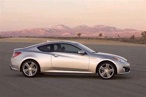 Hyundai Genesis Coupe Review Ratings Specs Prices And Photos