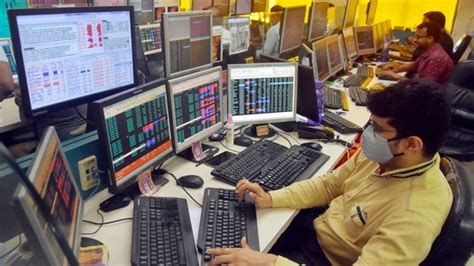 Market Opening Update Sensex At 62 395 Nifty Opens At 18 600