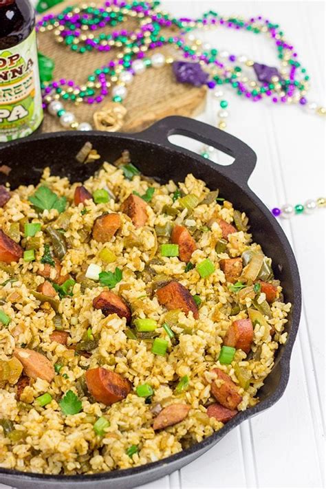 Cajun Dirty Rice | A classic Louisiana recipe - perfect for weeknight dinner!