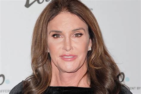 Ellen Degeneres Caitlyn Jenner Gay Marriage Views Discussed During Howard Stern Interview