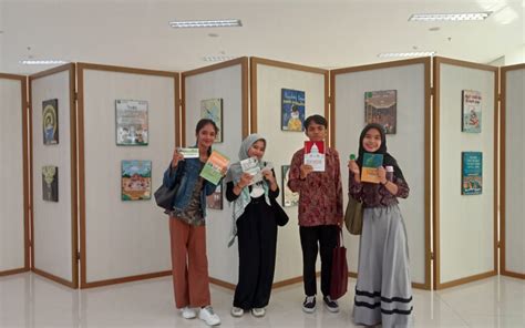 Semarakan Milad Unisa Ke 32 Perpustakaan Unisa Yogya Gelar Pameran Buku