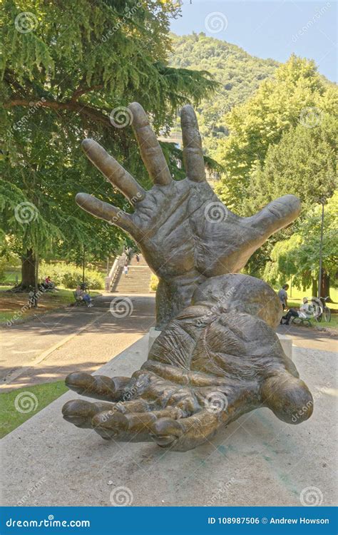 Giant Hand Sculpturelake Como Lobardy Italy Editorial Image