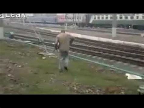 засранец - YouTube