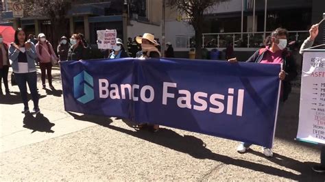 Familia Del Interventor De Banco Boliviano Fassil Rechaza El Informe