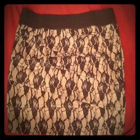 Charlotte Russe Pencil Skirt Very Sexy Pale Pink With Black Lace