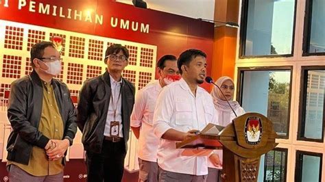 Lusa Komisioner Kpu Ri Idham Holik Bawakan Kuliah Umum Di Kampus Unhas