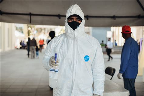 Instalan Filtros Sanitarios En La Plaza De Armas Para Prevenir