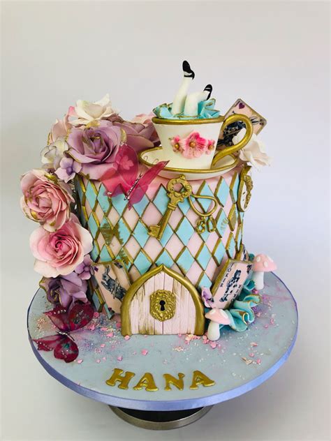 Alice In Wonderland Fantasy Cakes