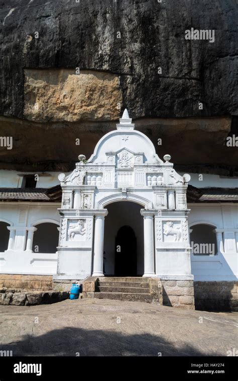 Dambulla Cave Temple Sri Lanka Stock Photo Alamy