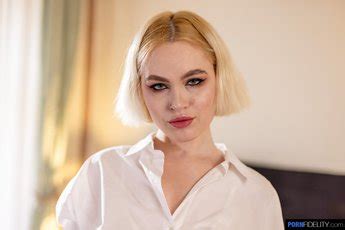 Cock Hungry Bitch Greta Foss Takes Some Intense Pussy Pounding Photos