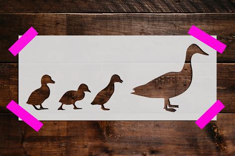 Duckling Stencil