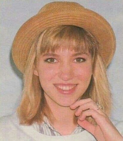 Debbie Gibson in 2023 | Debbie gibson, Debbie, Gibson