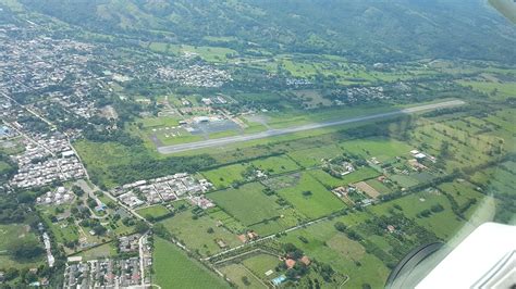 Aeronáutica Civil de Colombia on Twitter Pista del Aeropuerto de