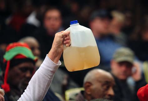 Studie zeigt negative Folgen der Wasser Krise in Flint für Kinder WEB DE