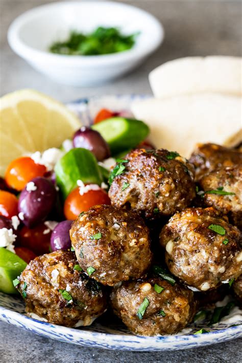 Easy Greek meatballs with feta cheese - Simply Delicious