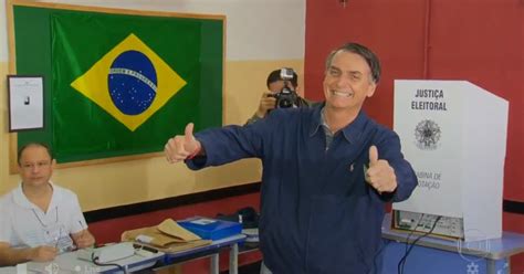 Em Discurso Após Resultado Do 1º Turno Bolsonaro Fala Em Fraude Nas