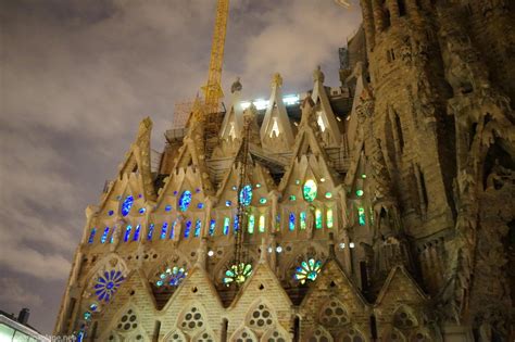 gaudi architecture  barcelona part  spain  peas