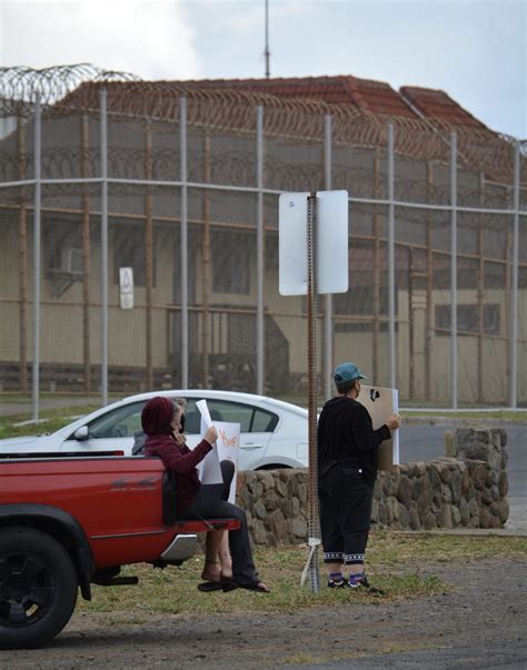 Growing COVID-19 Outbreak At Maui Jail Has Inmates, Families Worried ...