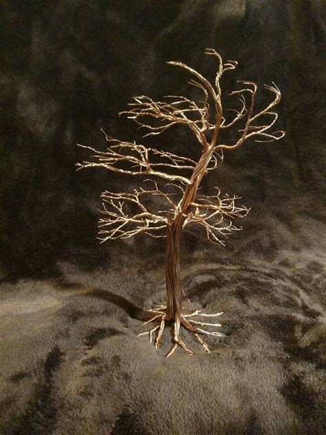 Pin by ศรเพชร เอสอาเจ on แบบดอกแบบราก Wire tree sculpture Wire