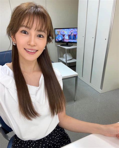 神田れいみさんのインスタグラム写真 神田れいみinstagram 「🤍 めざトク！ 先週収録したときの写真です👧🫶 髪の毛ちょっとだけ切ろうかな ？ 放送日が近くなったら 改めてお