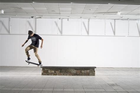 Comment Faire Le Grind Skateboard Trick Tip Skatedeluxe Blog