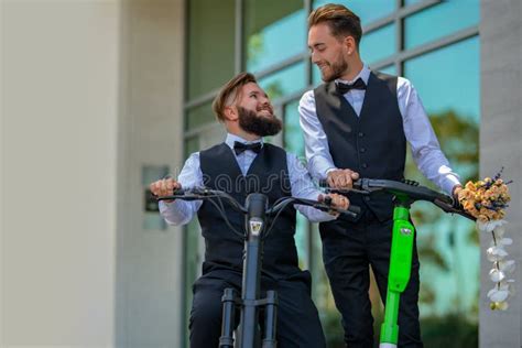 Estilo Urbano Del Matrimonio Gay Homosexualidad Concepto De Matrimonio