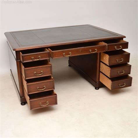 Antique Mahogany Partners Desk - Antiques Atlas