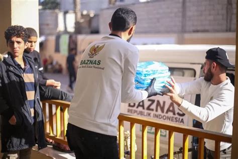 Baznas Kemas Bantuan Tahap Pertama Indonesia Untuk Palestina Di Gudang