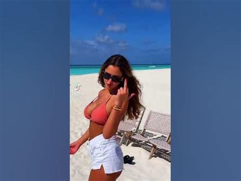 6 Hot Sexy Diana Trofim Bikini Pics