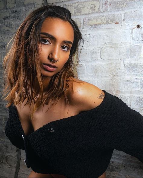 shagisabadwordfanpage