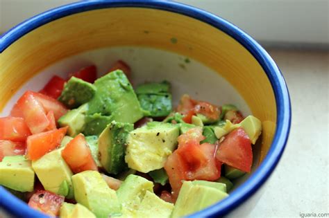 Salada Rústica De Abacate • Iguaria Receita E Culinária