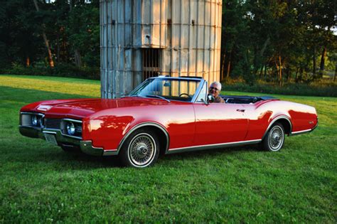 Oldsmobile Delta 88 Convertible