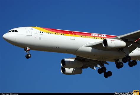 Ec Lhm Iberia Airbus A X Aviacioncr Net