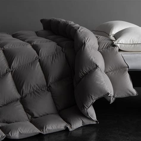 Amazon Hyvif Luxury Goose Down Comforter King Size Fill