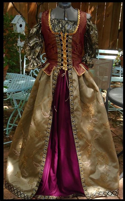 Ladies Renaissance Costume Ren Faire Gown Renaissance Dress Costume