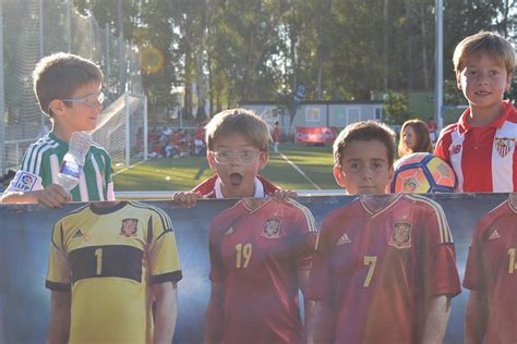 Acto Inaugural De La I Copa ECYD Hoy Comienzan A Rodar Los Valores Y