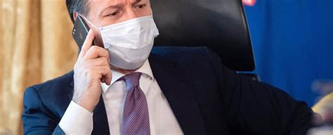 Conte Ha Firmato Nella Notte Ecco Il Nuovo Dpcm HuffPost Italia