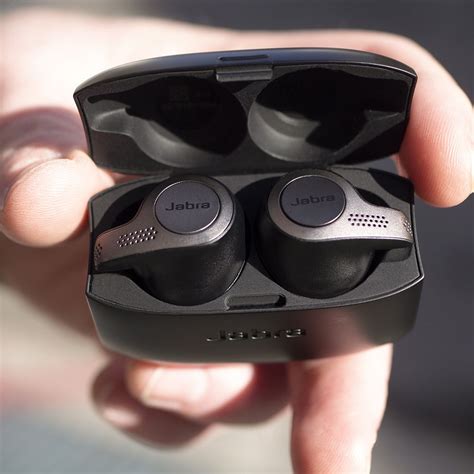 Jabra Elite T True Wireless Earbuds Review Techradar Atelier Yuwa