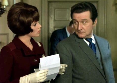 Tara King Linda Thorson And John Steed Patrick Macnee 1 New