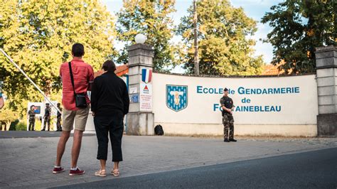 Premiers pas délève gendarme adjoint volontaire à Fontainebleau Gendinfo