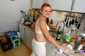 Sex Hungry Redhead Mature Chick Having Fun With Her Love XXX Dessert