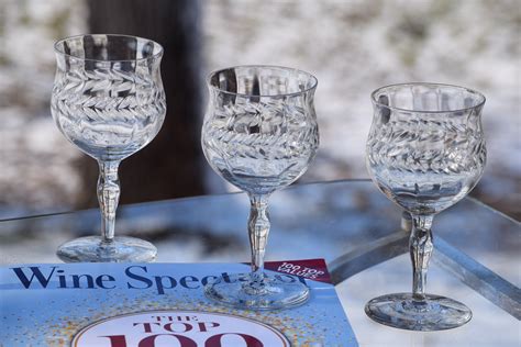 Vintage Etched Optic Wine Glasses Set Of 4 Circa 1950s Antique Wine Glasses Elegant Wine