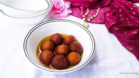 Gulab Jamun Using Mtr Mix Lathiskitchen