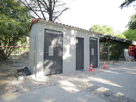 De nouveaux sanitaires au jardin public Ville de Montélimar