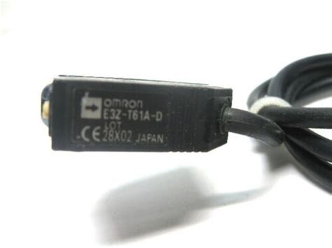 Omron E3z T61a D Photoelectric Sensor 12 24 Vdc Ebay