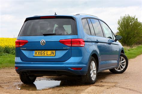 Volkswagen Touran Estate (2015 - ) Photos | Parkers