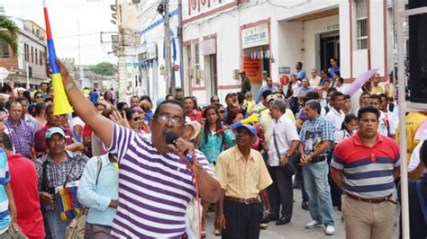 Maestros De Sincelejo Marcharon Para Exigir Pagos