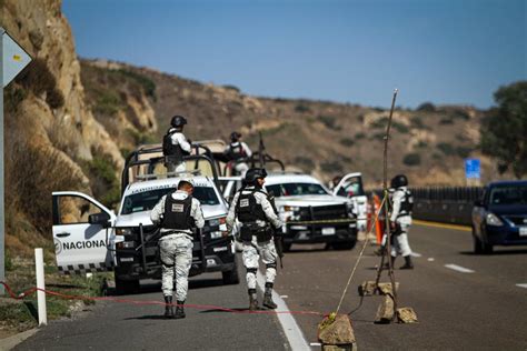 Dejan Tres Cuerpos Encobijados En Autopista Tijuana Tecate Costa