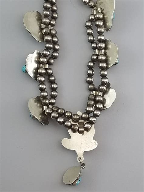 Vintage Navajo Sterling Silver Necklace With Sl Gem